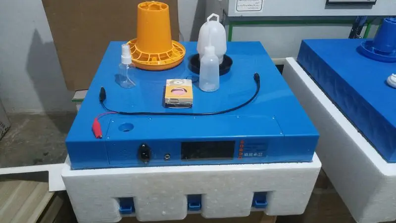 Incubator|high quality|different size|Sami and fully automatic — photo 5