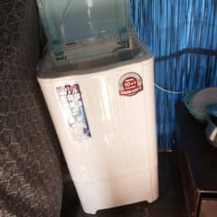 Royal washing machine 10by10 condition