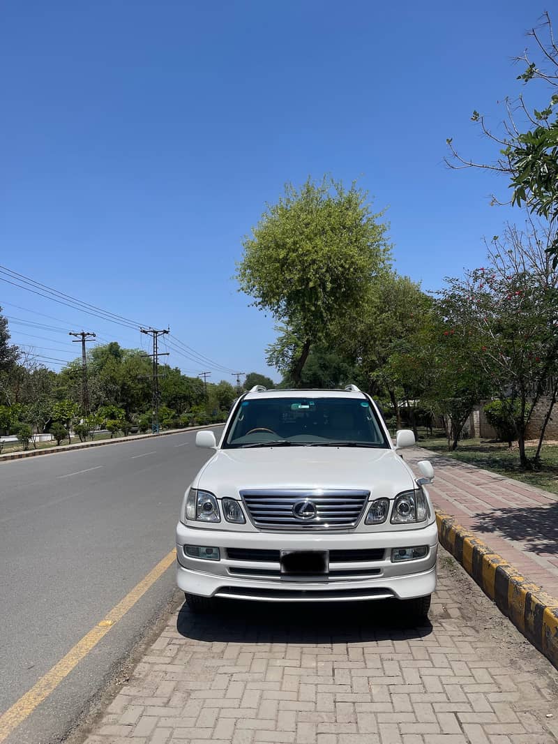 Toyota LandCruiser Grand Cygnus 4.7L V8 1