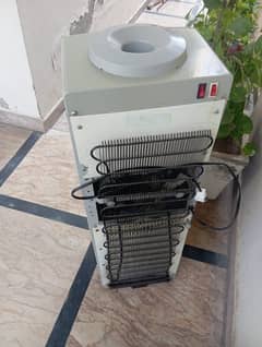 Orient Water Dispensar