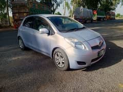 Toyota Vitz totally janion paint