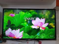 LED/LCD for Urgent Sale