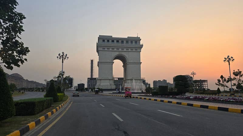 5 Marla Plot Available In Executive Block Faisal Hills 1