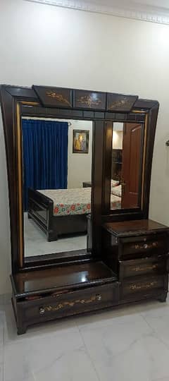 BED SET WARDROB DRESSING
