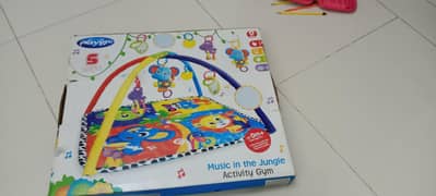 International playgro Play activity gym (music in the jungle)