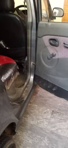 Hyundai Santro 2005 Ac chill tyres ok