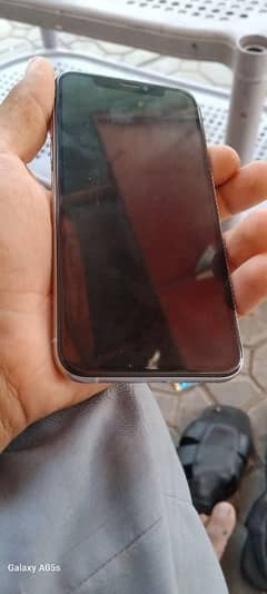 XS