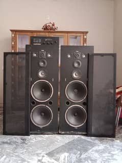 speakers