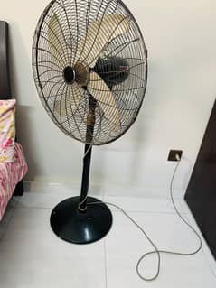 pedestal fan