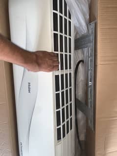 Ac indoor only inverter hair fesh condition few months used