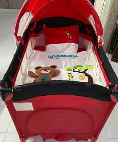 baby cot