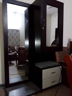 Stylish Dresser for girls