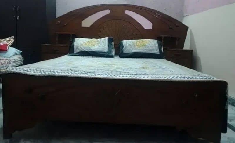 Bed with cabinets & drawers 0