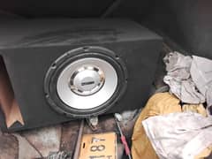 Hertz subwoofer bass tube / JBL 2 channel amp
