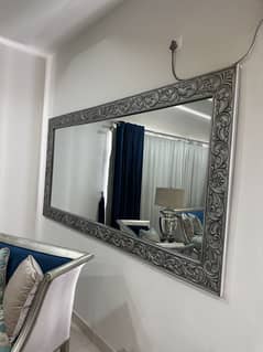Wall mirror