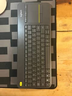 Logitech K400+ Wireless Touch Keyboard – Excellent Condition