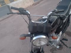 Yamaha YBZ Black Color