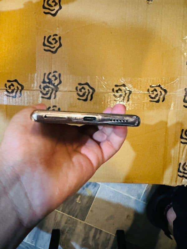 tecno cemon 30s used phone but like a new phone only box open 4