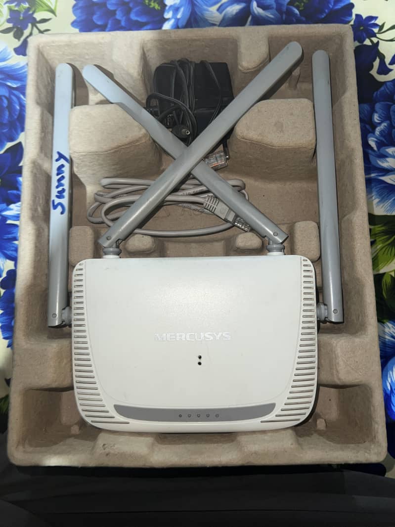 Mercusys Wifi Device Model MW325R N tipe 1