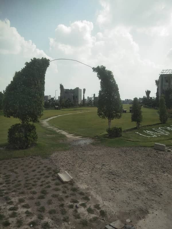 near to plot 151 a 9