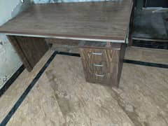 Executive Table For Sale 9.5/10