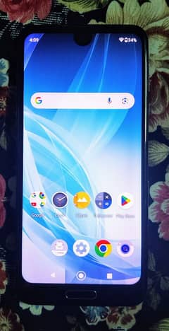 Sharp Aquos R2 4/64