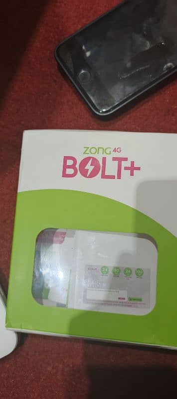 10/10 condition Zong MBB device 4