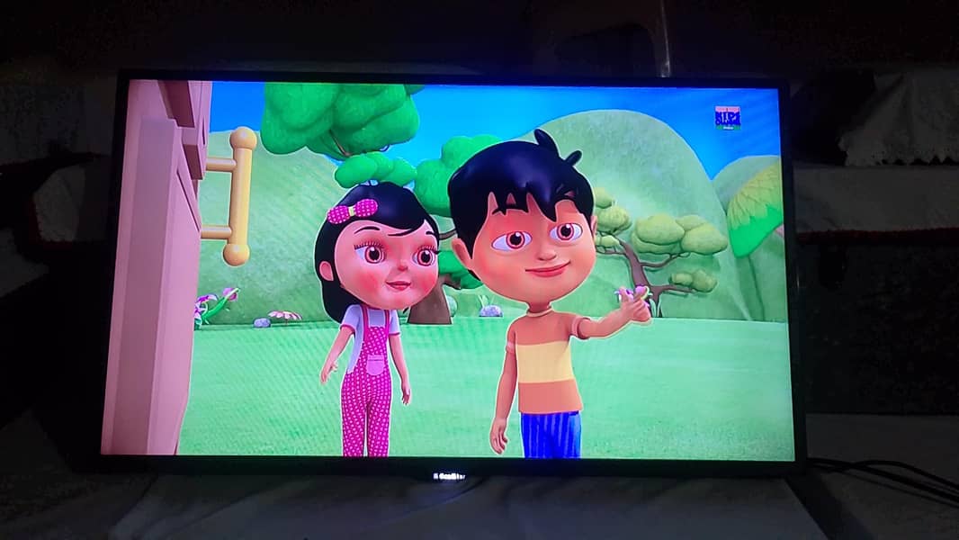Ecostar led 40" with android box 18