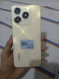 realme