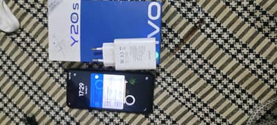 vivo y20s 4 128