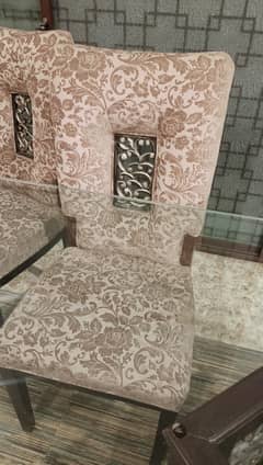 urgent sale dining table