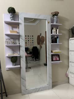 Standing miror