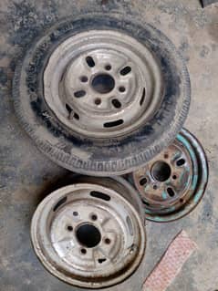 Hirof Suzuki stapny tyres size 12