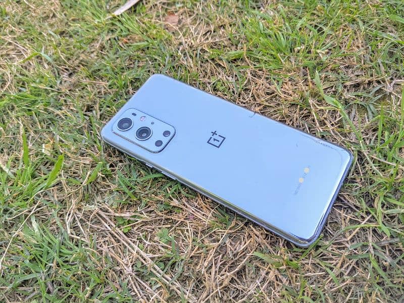 OnePlus 9 Pro 12/256 Neat Clean with 2 Lines on screen 0