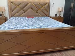 --Bed