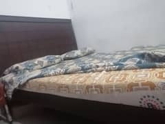 Queen size bed