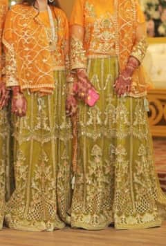 bridal mehndi lehnga