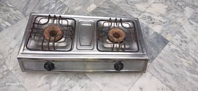 (sui gas )2 flame stove in good condition 1 = 2500 & 2 =5000