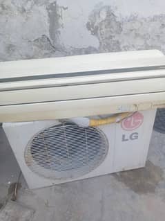 LG Ac 1 ton