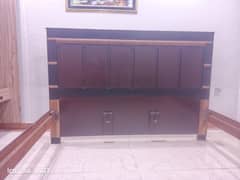 I want to Sell by complete Bed Set.   My Cell Number. 0331 7992644