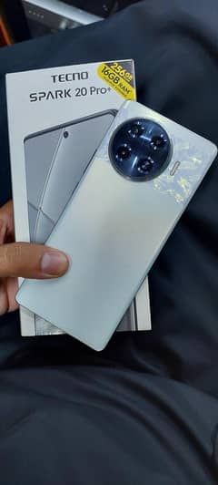 spark 20 pro plus