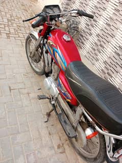 united 125CC (Red Color)