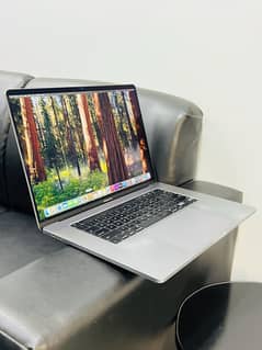 Apple Macbook pro 2019