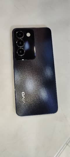 Vivo Y100