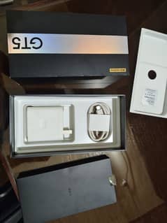 Realme GT5 240W