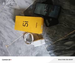 realme 5i 4 64