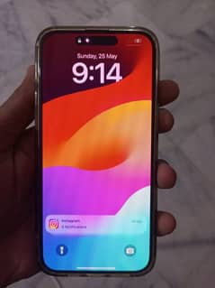 iPhone 15 pro max 10/10 Condition 16 charge cycle