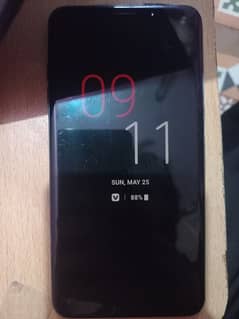 LG V30