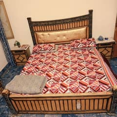 King sized Bed set