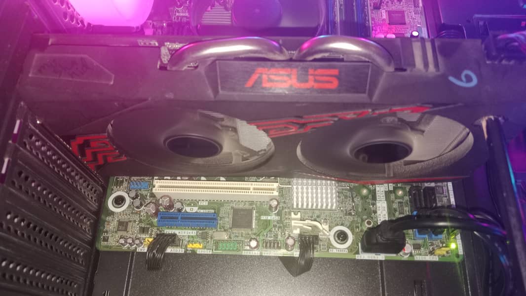 ASUS RX 470 4 GB DDR5 256 BIT  1ST READ THE DISCRIPTION CAREFULLY 3
